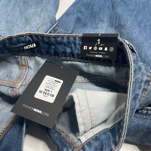 Fashion nova Jax distressed jeans sz 1 - Picture 4 of 4